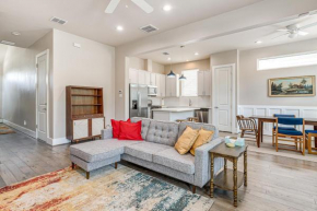 2 Mi to Dtown Convenient Houston Home!